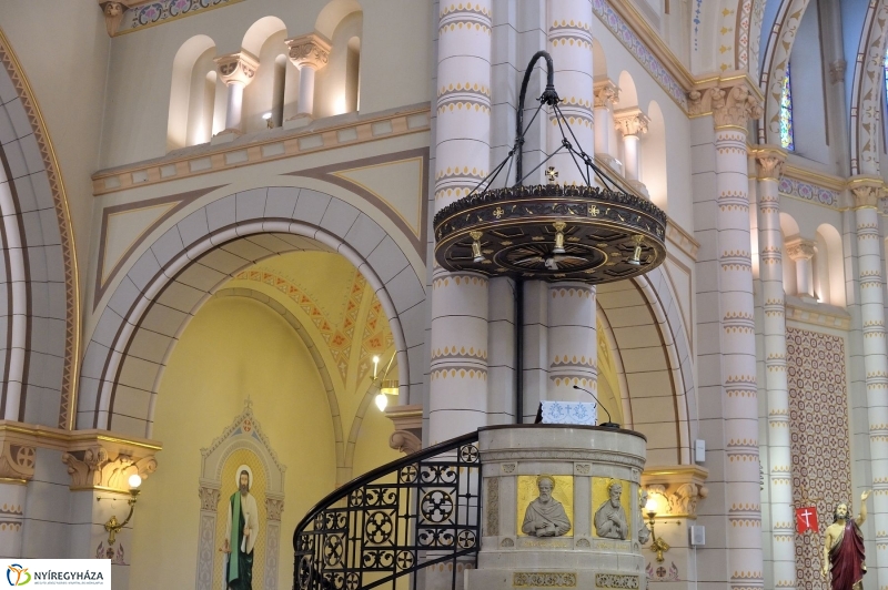 Értékes Esték-Magyarok Nagyasszonya Társszékesegyház