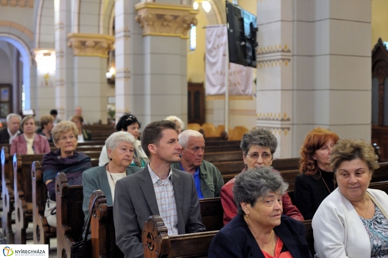 Értékes Esték-Magyarok Nagyasszonya Társszékesegyház