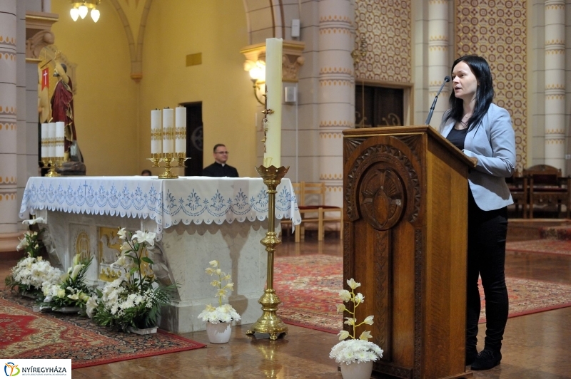 Értékes Esték-Magyarok Nagyasszonya Társszékesegyház