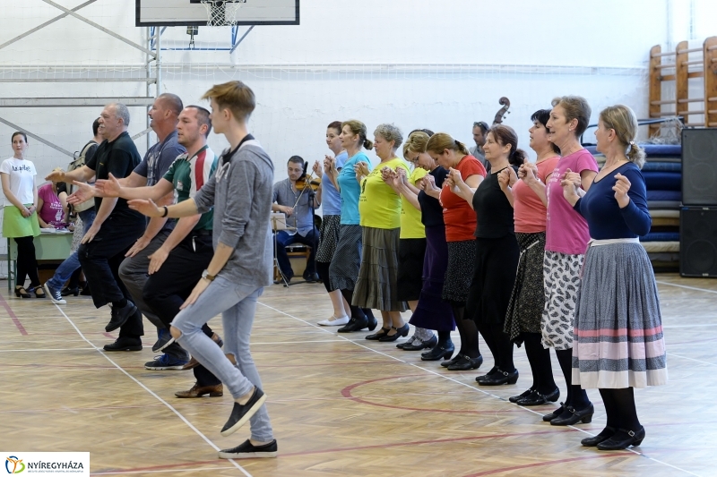 Zenekari próba a Szabolcs Néptáncegyüttes gálájára