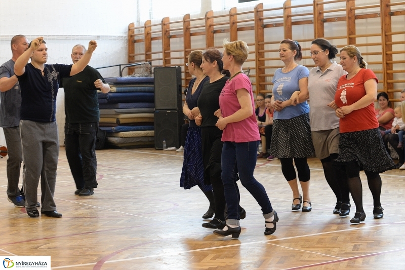 Zenekari próba a Szabolcs Néptáncegyüttes gálájára