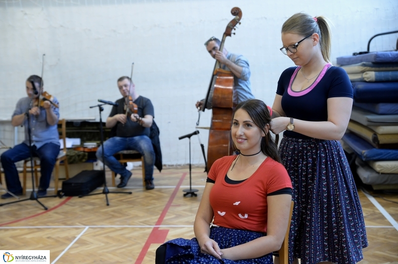 Zenekari próba a Szabolcs Néptáncegyüttes gálájára