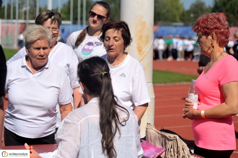 Szépkorúak sportnapja - fotó Szarka Lajos