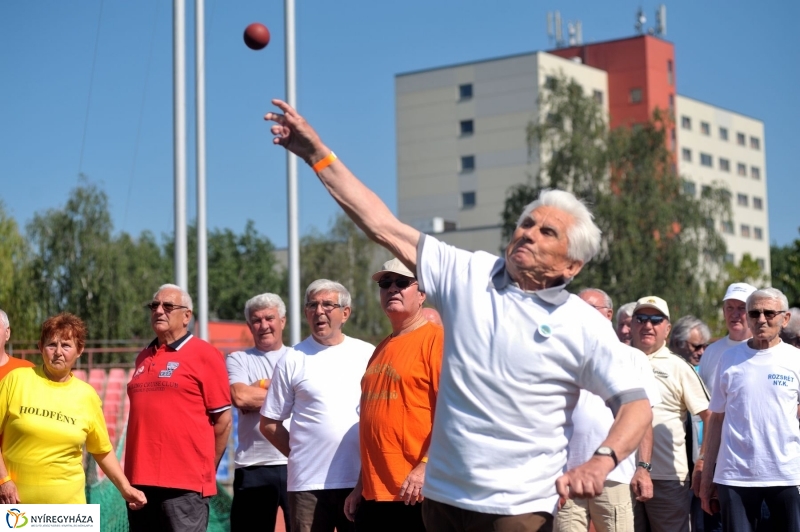 Szépkorúak sportnapja - fotó Szarka Lajos