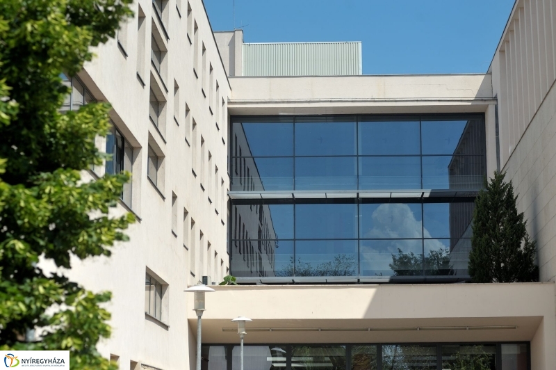 Jubileumi könyvbemutató az egyetemen - fotó Szarka Lajos