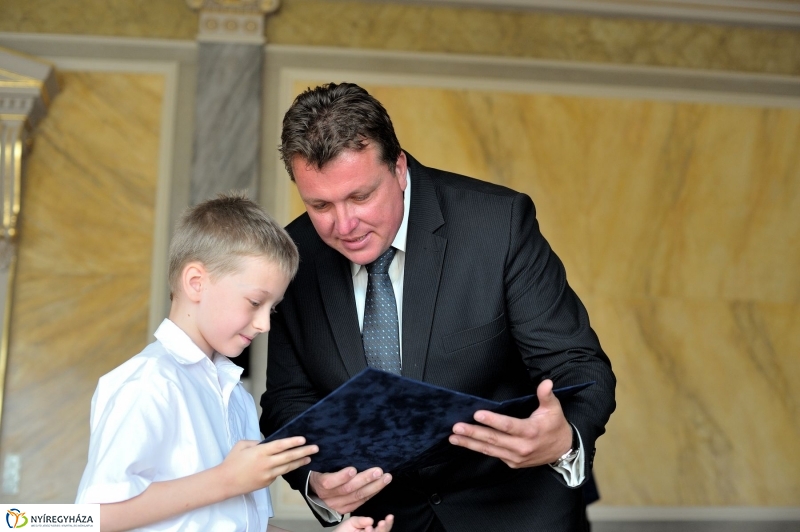 Képeslap tervek díjazottjai - fotó Szarka Lajos