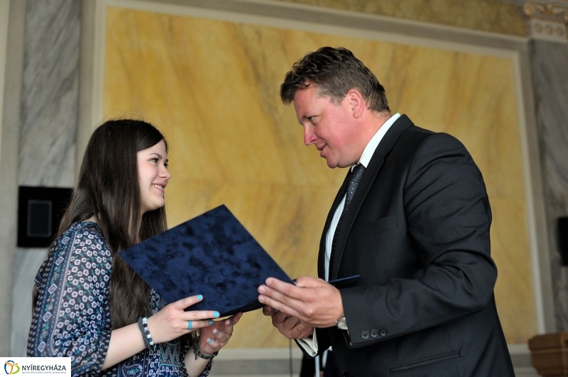 Képeslap tervek díjazottjai - fotó Szarka Lajos