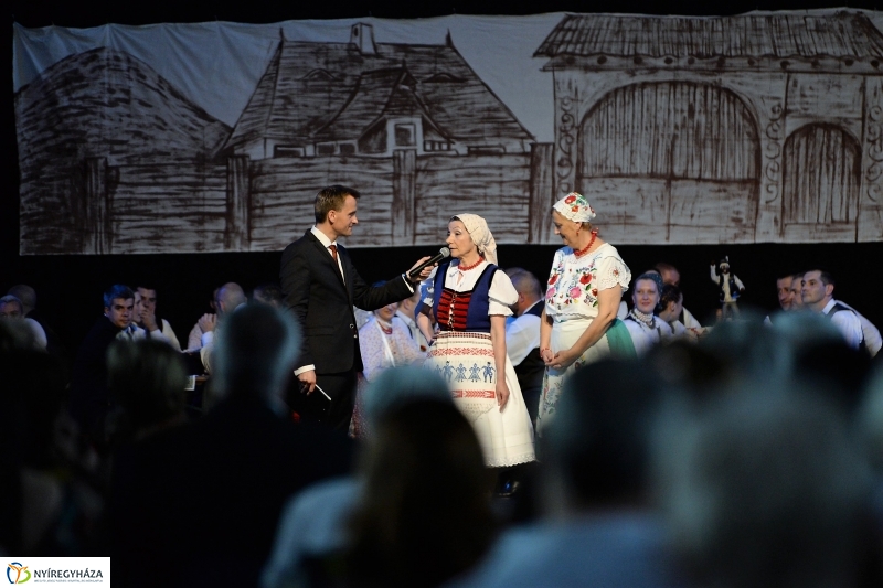 A Szabolcs Néptáncegyüttes jubileumi gálája