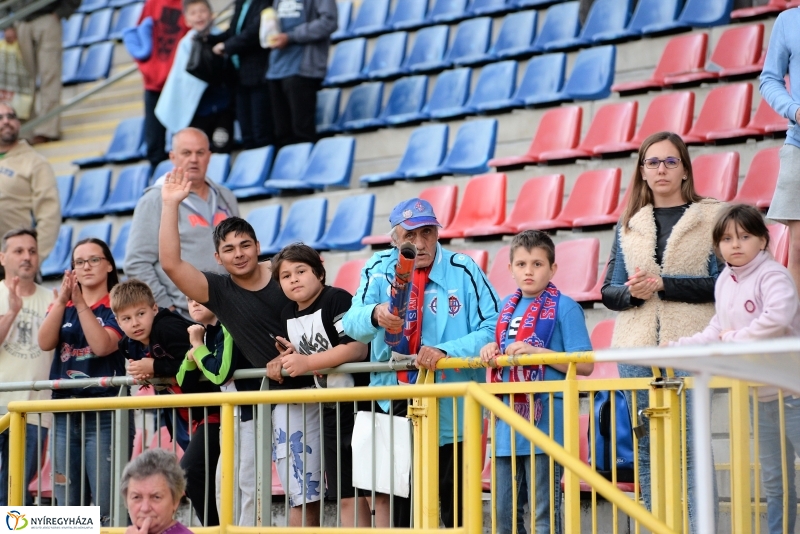 Szpari-Békéscsaba labdarúgó mérkőzés