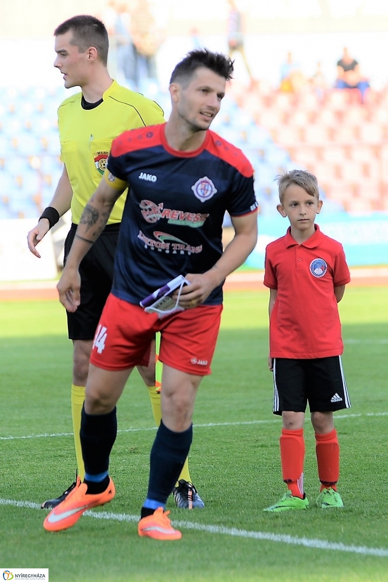 Szpari-Békéscsaba labdarúgó mérkőzés