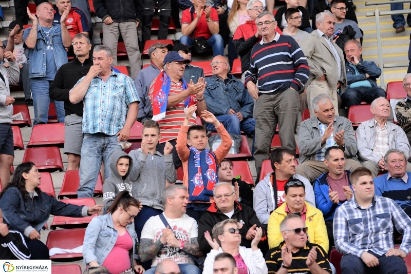 Szpari-Békéscsaba labdarúgó mérkőzés