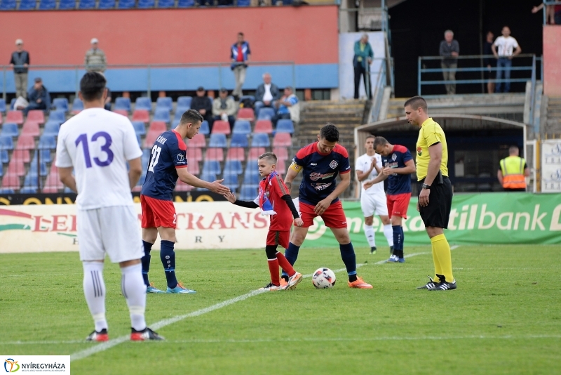 Szpari-Békéscsaba labdarúgó mérkőzés