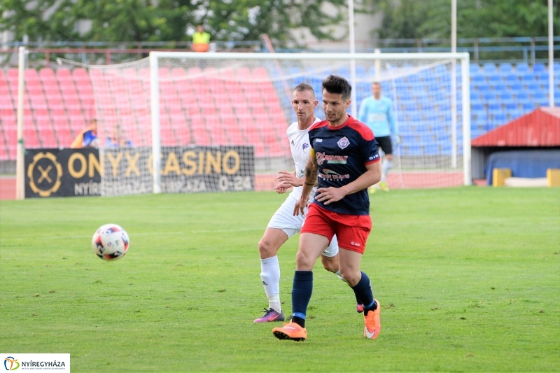 Szpari-Békéscsaba labdarúgó mérkőzés