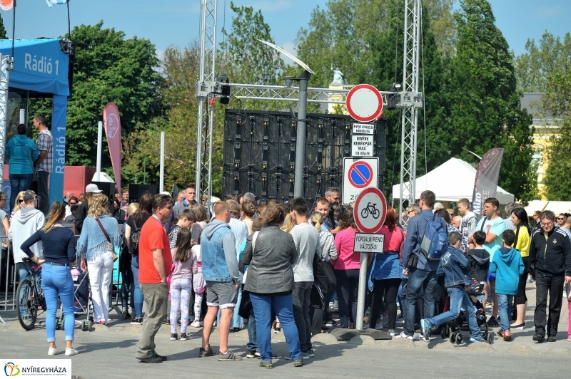 Reggeli só Nyíregyházán - fotó Szarka Lajos
