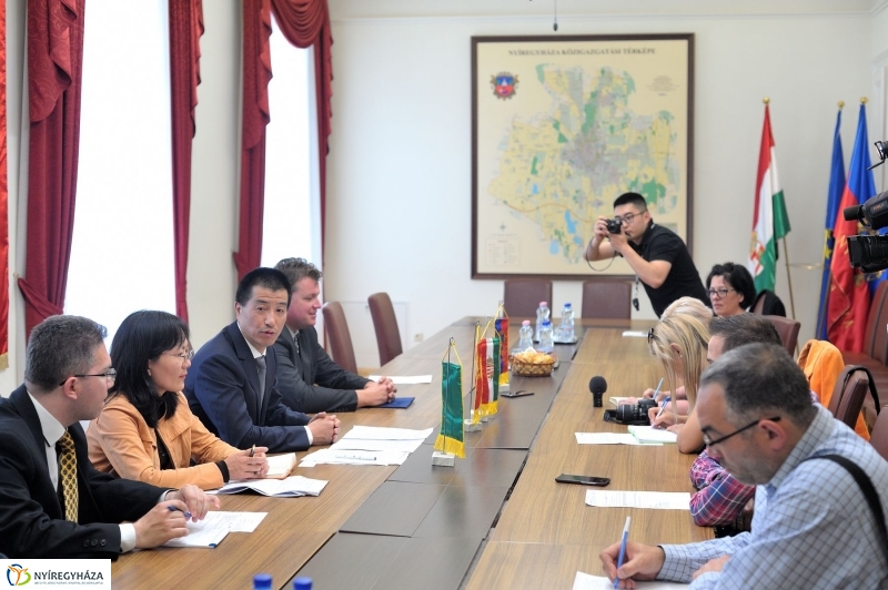 Harbini delegáció a Városházán - fotó Szarka Lajos