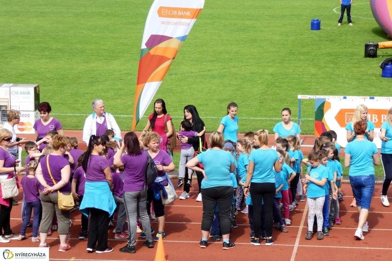 Oviverseny a stadionban - fotó Szarka Lajos
