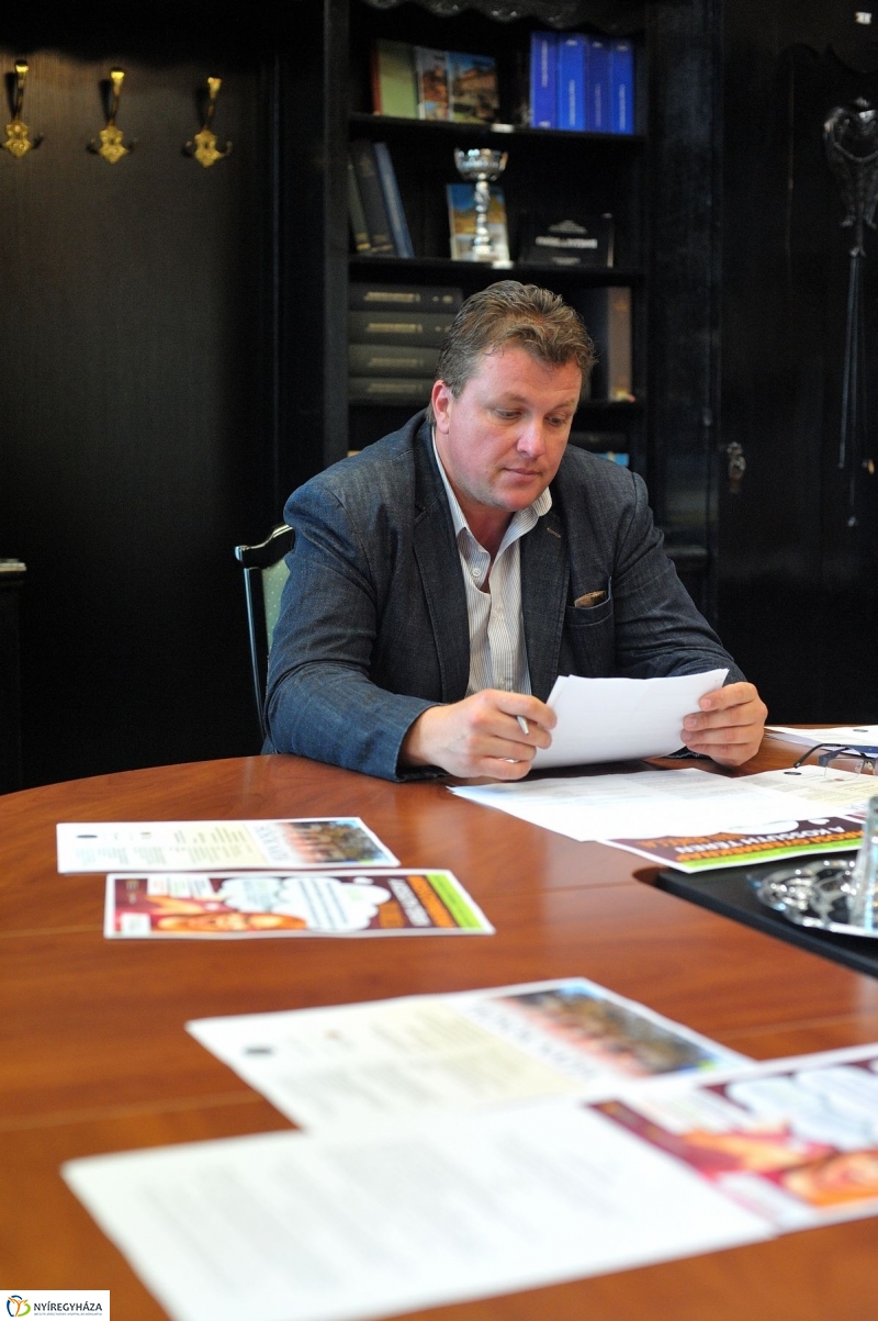 Városi programok sajtótájékoztató - fotó Szarka Lajos