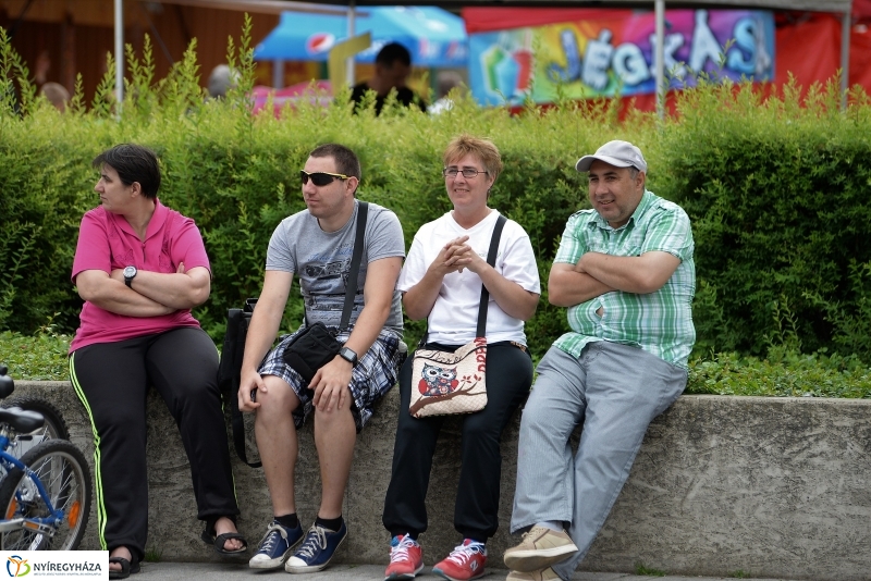 A 9 éves Korzó születésnapi partiján