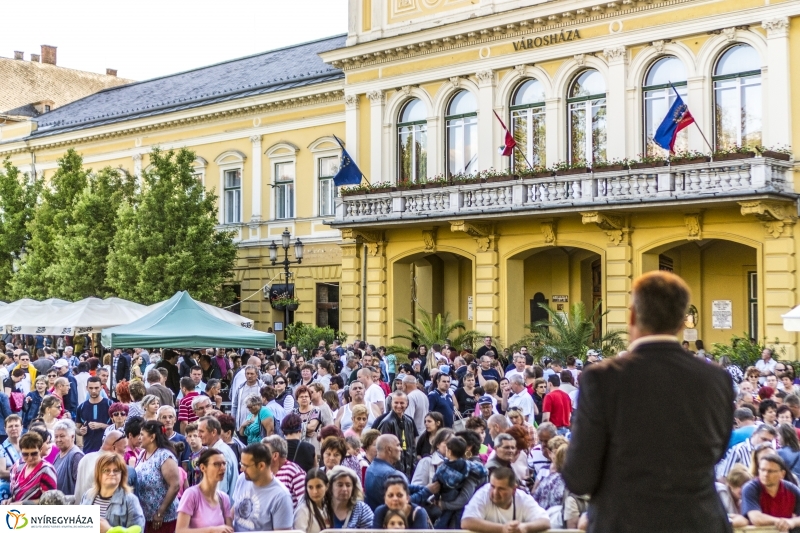 Keresztes Ildikó koncert a Szelektív Szombaton