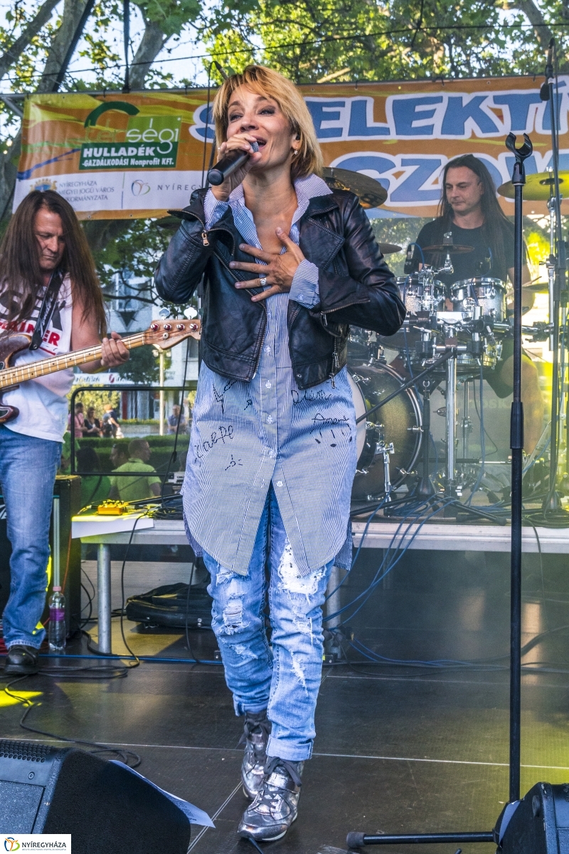 Keresztes Ildikó koncert a Szelektív Szombaton