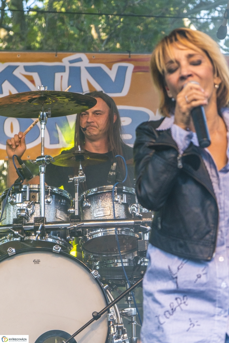 Keresztes Ildikó koncert a Szelektív Szombaton