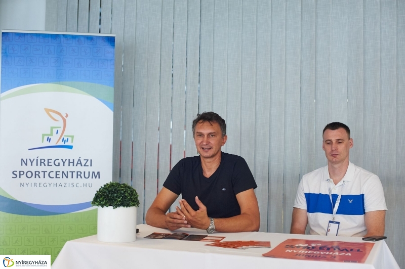 Streetball sajtótájékoztató - fotó Szarka Lajos