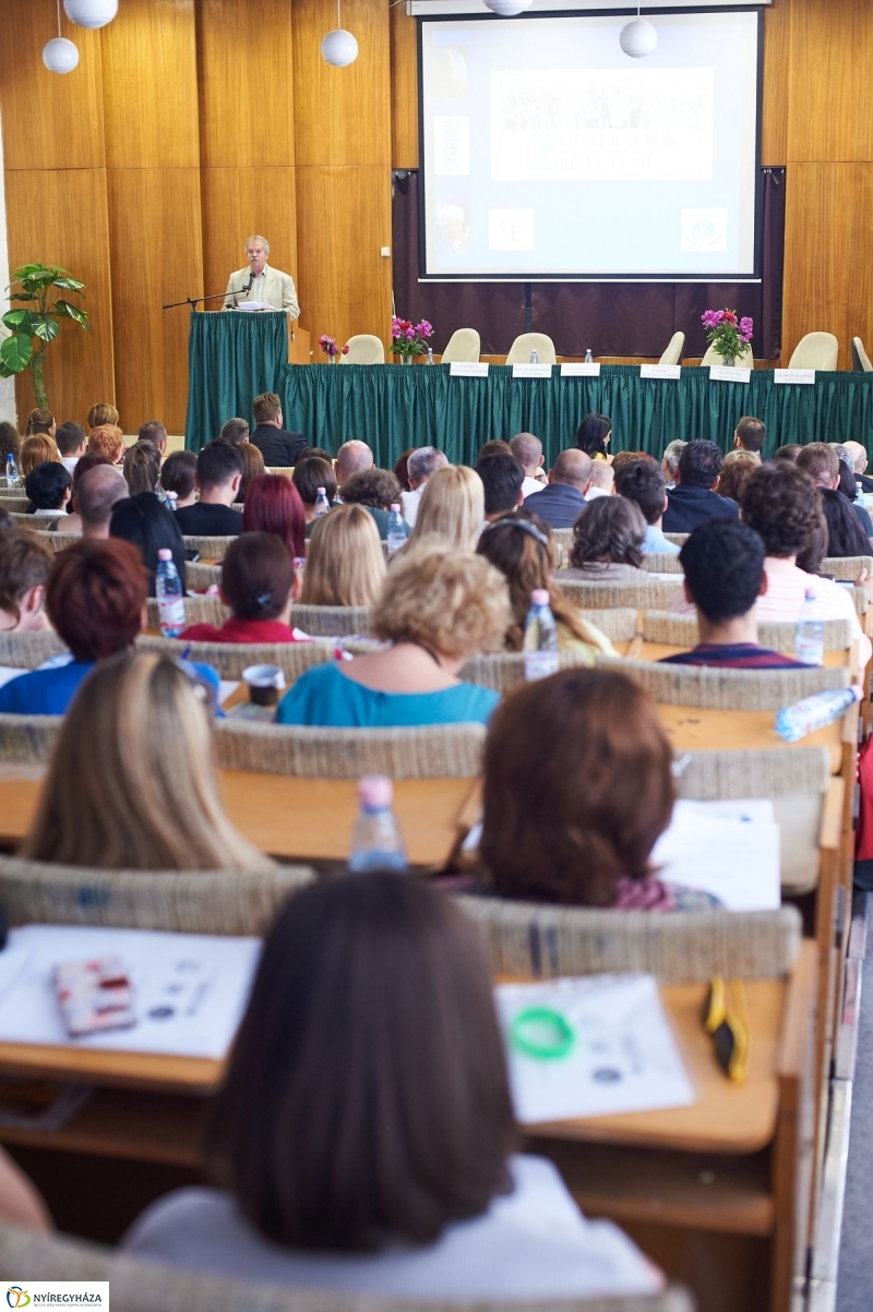Ifjúsági konferencia az egyetemen - fotó Szarka Lajos