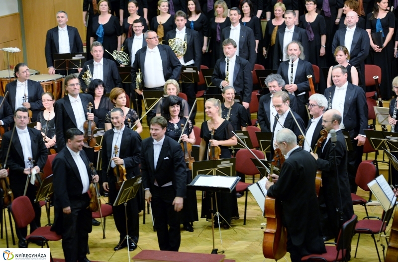 A Nemzeti Filharmonikus Zenekar és a Nemzeti Énekkar Nyíregyházán lépett fel