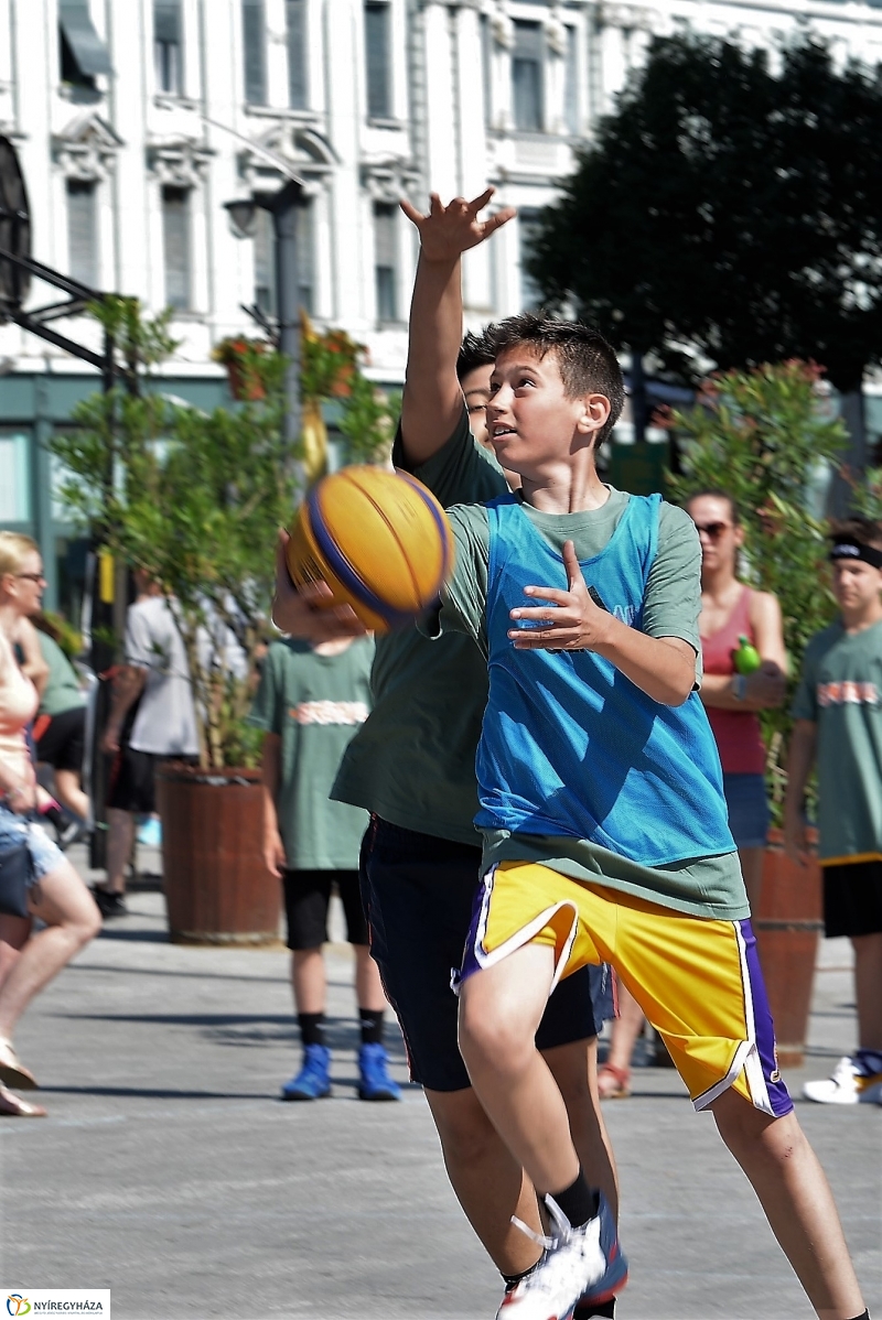 Streetball a Kossuth téren