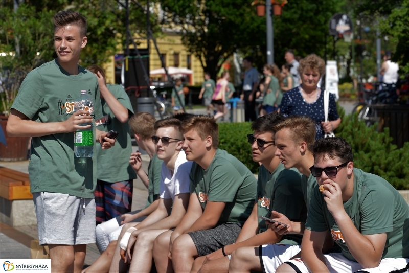 Streetball a Kossuth téren
