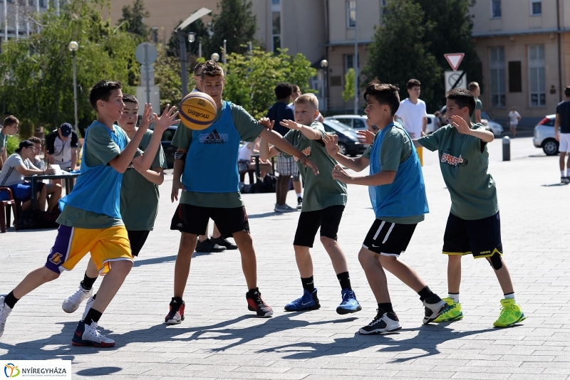 Streetball a Kossuth téren