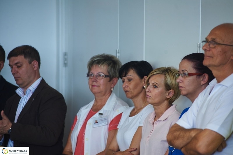 Helikopter leszálló a kórházban - fotó Szarka Lajos