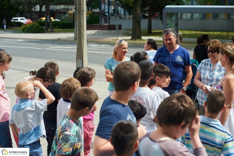 Gyereknapi fagyi a Bárczysokkal - fotó Szarka Lajos