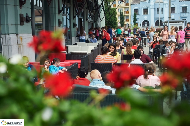 Gyereknapi fagyi a Bárczysokkal - fotó Szarka Lajos
