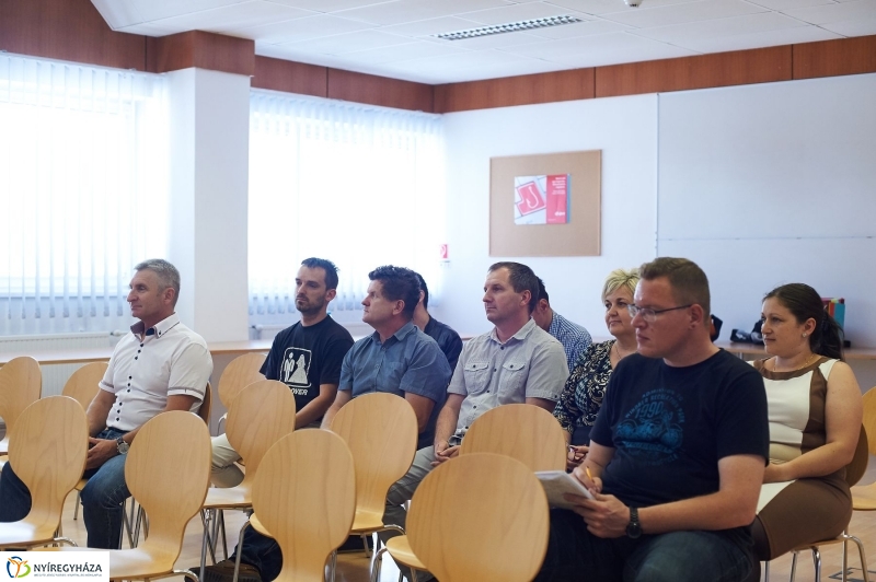 Eon sajtótájékoztató - fotó Szarka Lajos