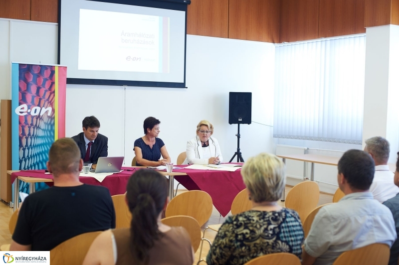Eon sajtótájékoztató - fotó Szarka Lajos