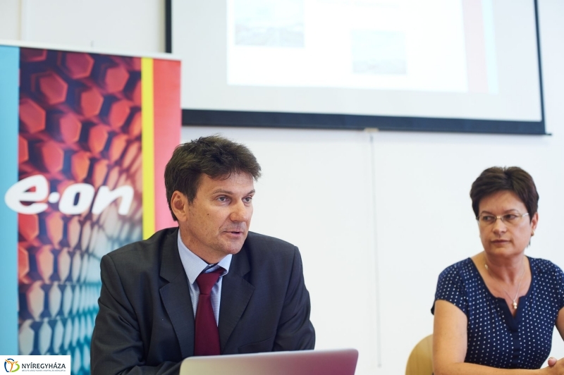 Eon sajtótájékoztató - fotó Szarka Lajos