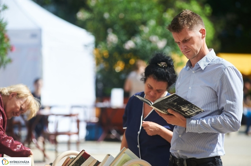 88. Ünnepi Könyvhét Nyíregyházán - fotó Szarka Lajos