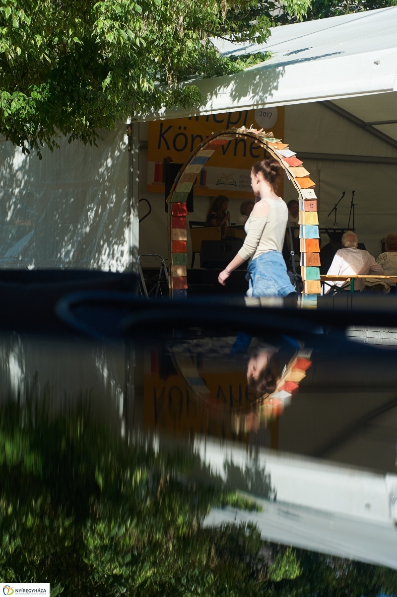 88. Ünnepi Könyvhét Nyíregyházán - fotó Szarka Lajos