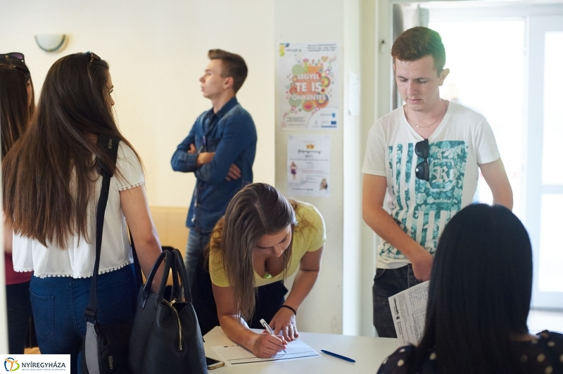 Diákmunka börze - fotó Szarka Lajos