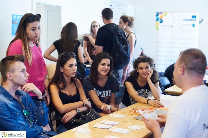 Diákmunka börze - fotó Szarka Lajos