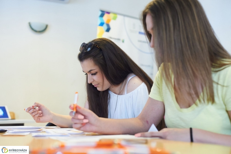 Diákmunka börze - fotó Szarka Lajos