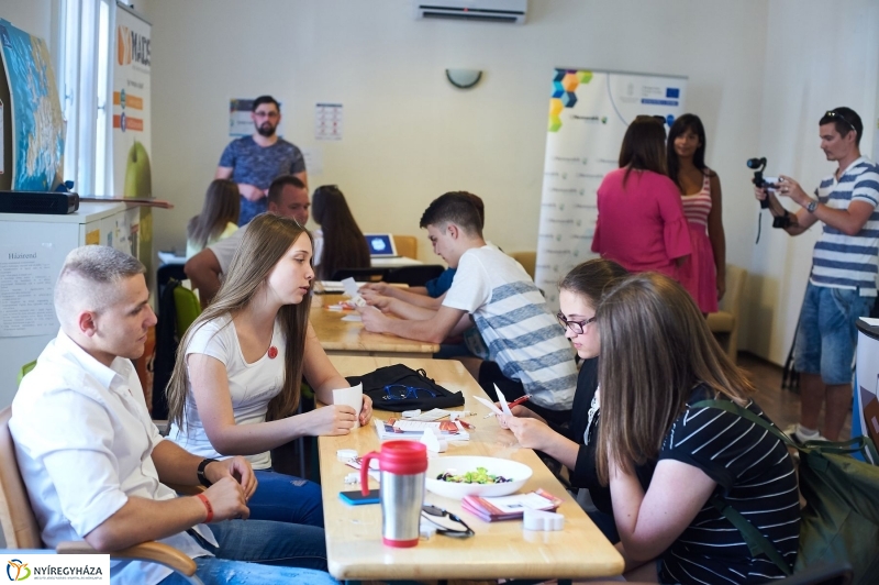 Diákmunka börze - fotó Szarka Lajos