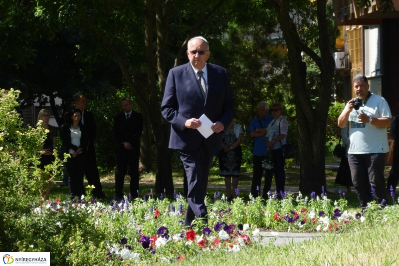 Holocaust áldozataira emlékeztek - fotó Szarka Lajos