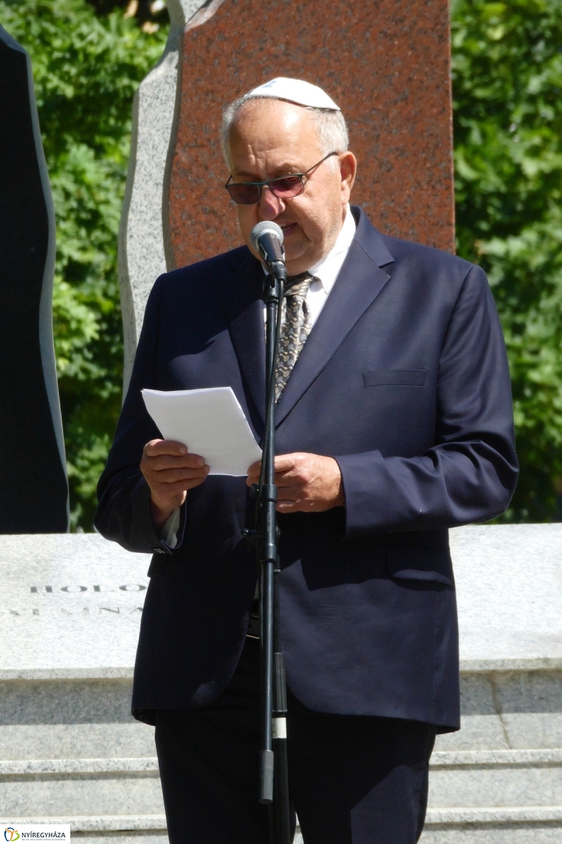Holocaust áldozataira emlékeztek - fotó Szarka Lajos