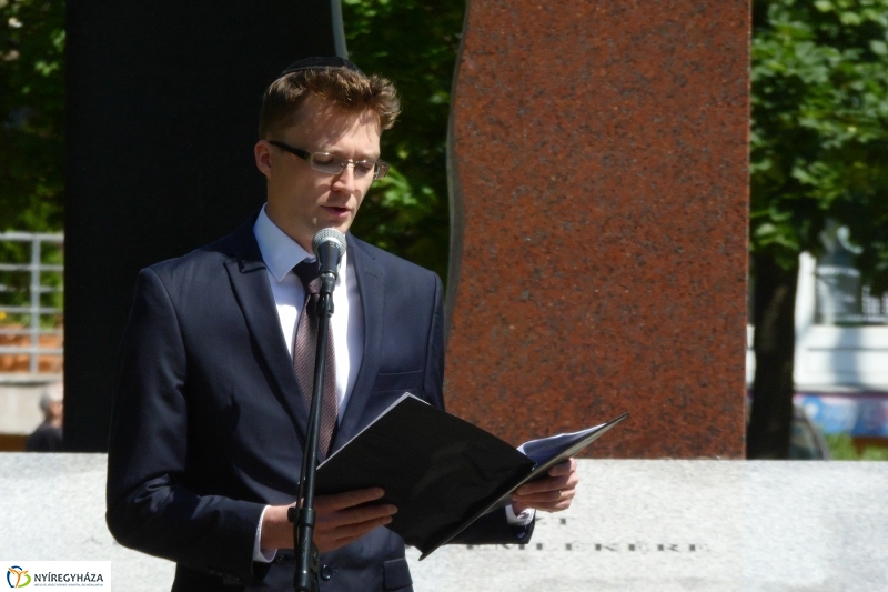 Holocaust áldozataira emlékeztek - fotó Szarka Lajos
