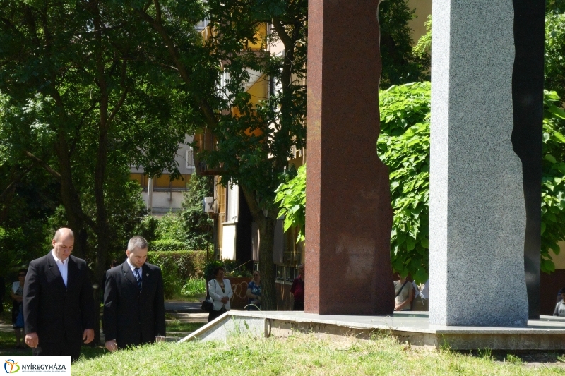 Holocaust áldozataira emlékeztek - fotó Szarka Lajos