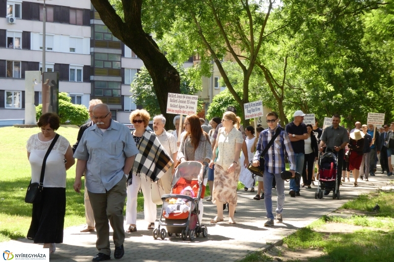 Holocaust áldozataira emlékeztek - fotó Szarka Lajos