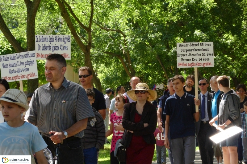 Holocaust áldozataira emlékeztek - fotó Szarka Lajos