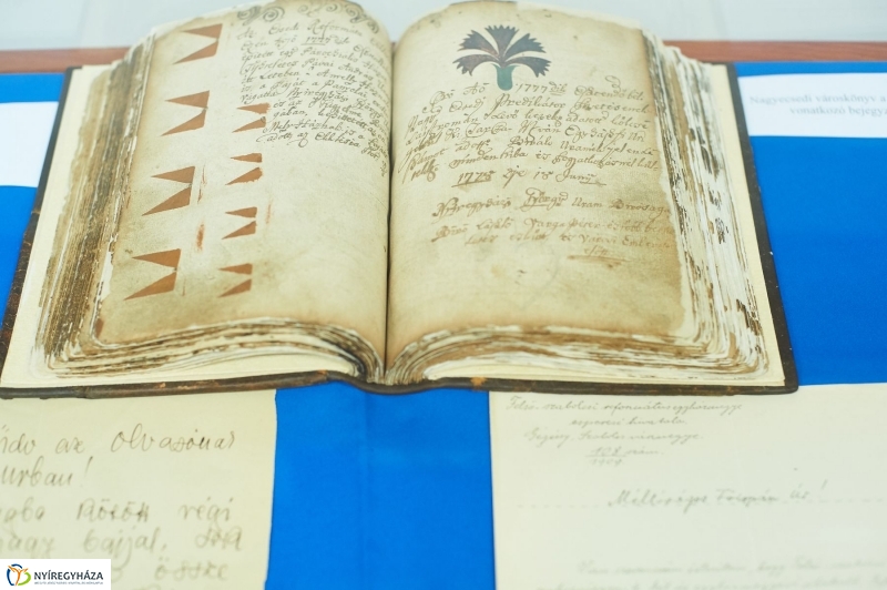 Vissza a forrásokhoz kiállítás - fotó Szarka Lajos